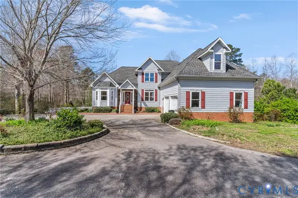 101 N Lake Drive, Hartfield, VA 23071