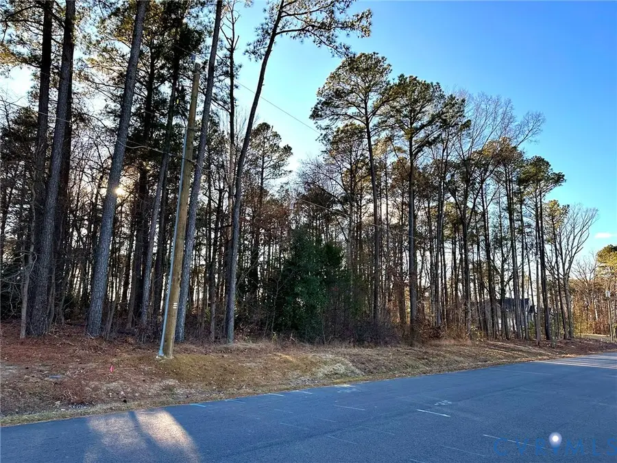 11561 Edinburgh Road, Glen Allen, VA 23060 - Image #3