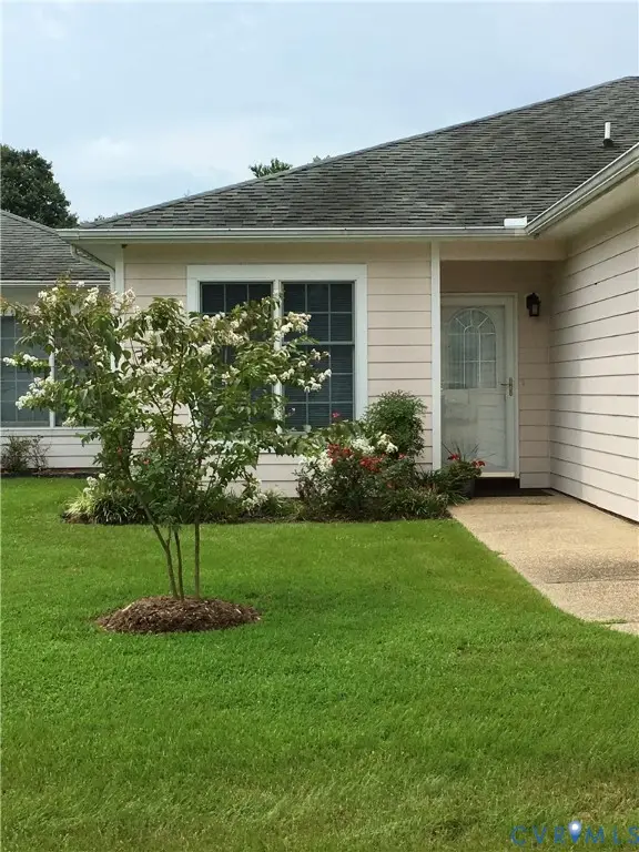 19 Bay Court, Kilmarnock, VA 22482