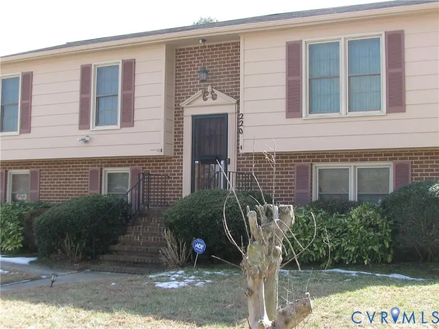 220 Greenwood Drive, Petersburg, VA 23805 - #2