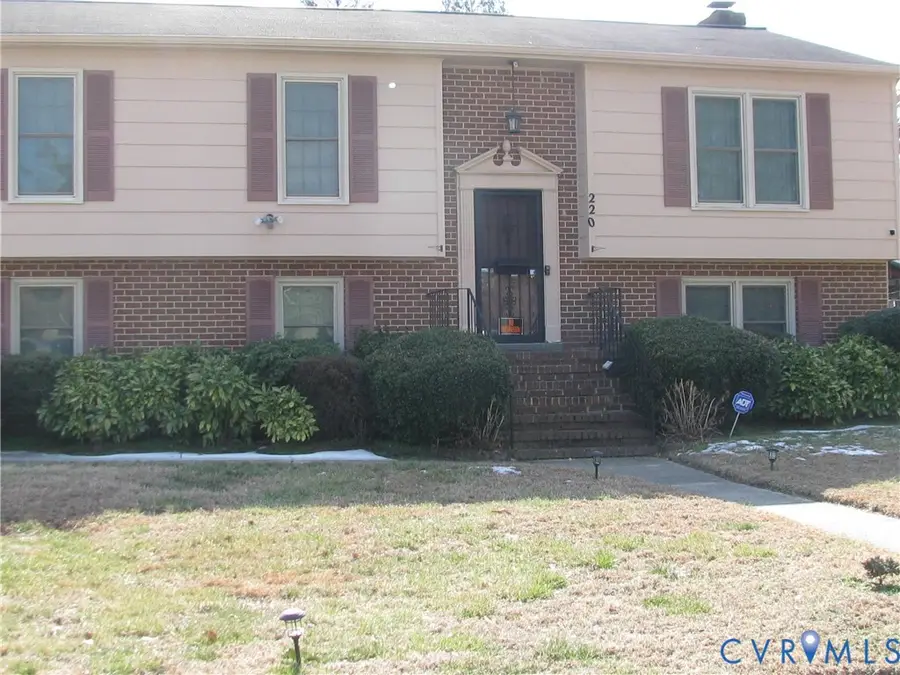 220 Greenwood Drive, Petersburg, VA 23805 - #3
