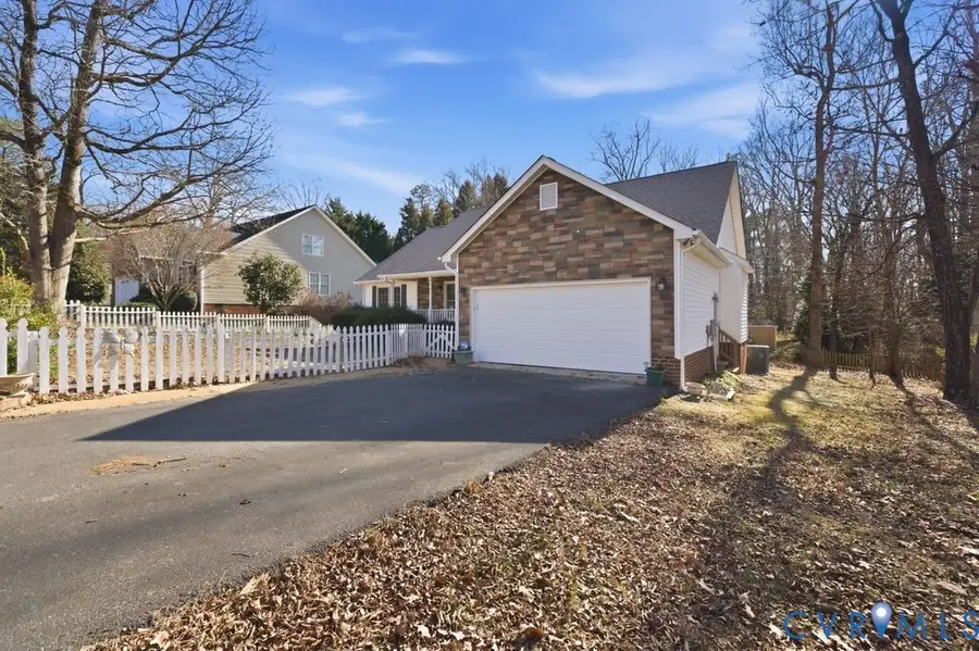 8707 Rockcrest Court, Richmond, VA 23235 - Image #3