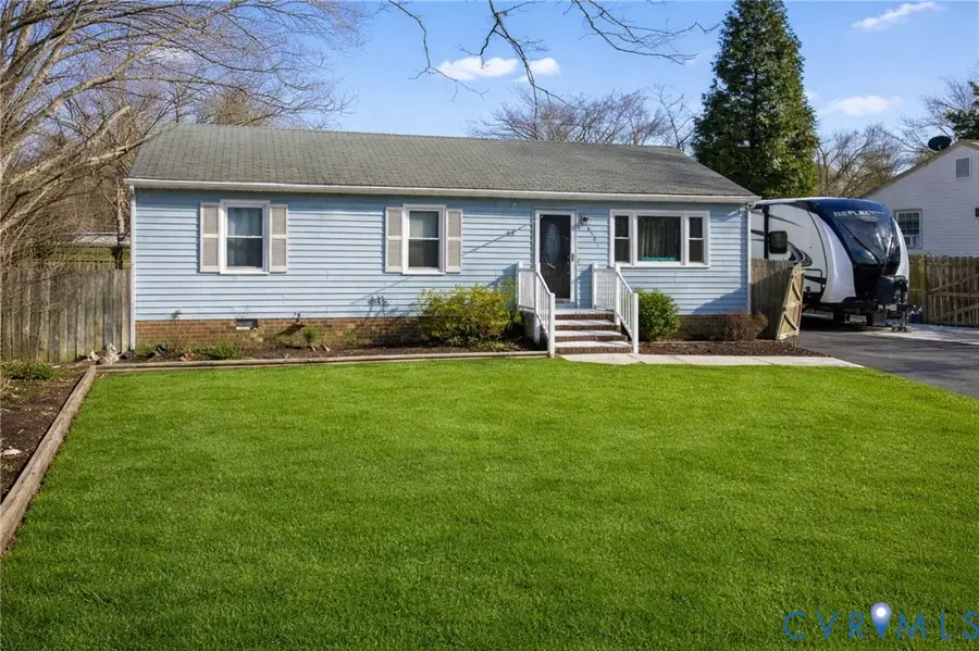 8501 Windingrun Lane, North Chesterfield, VA 23237 - #3