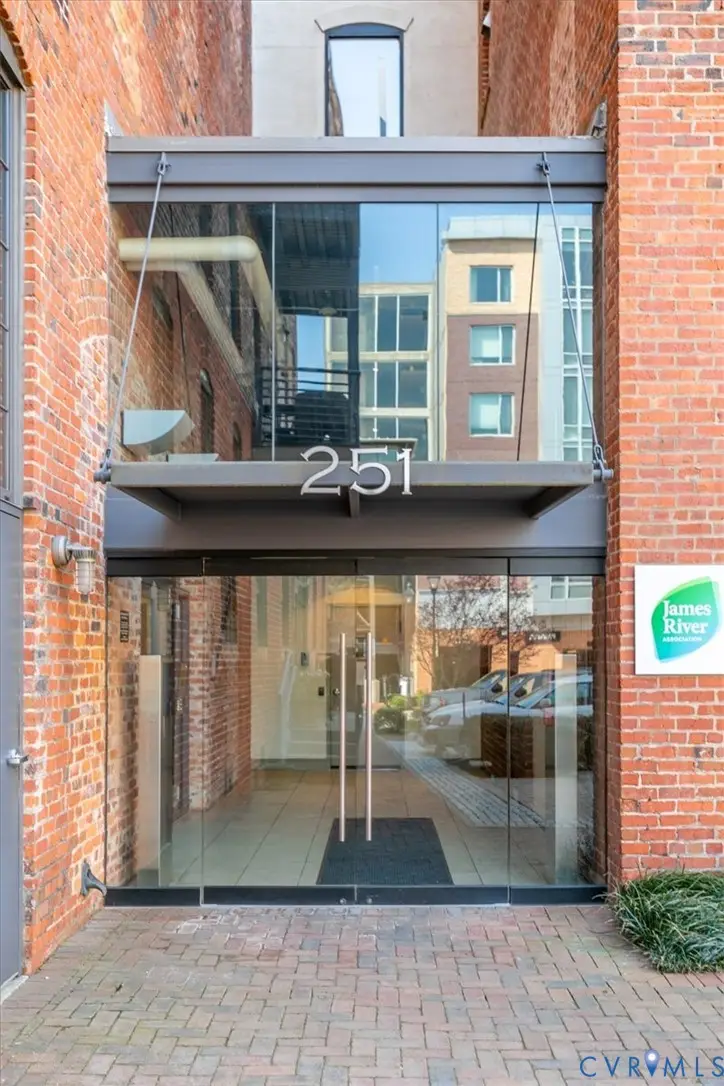 251 Rocketts Way #202, Henrico, VA 23231 - #2