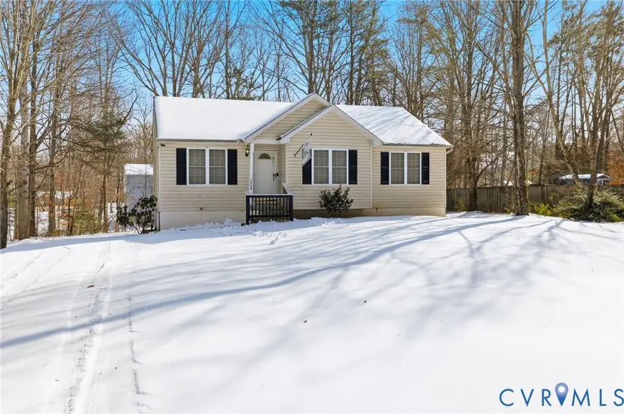 204 Village Court, Ruther Glen, VA 22546 - #2
