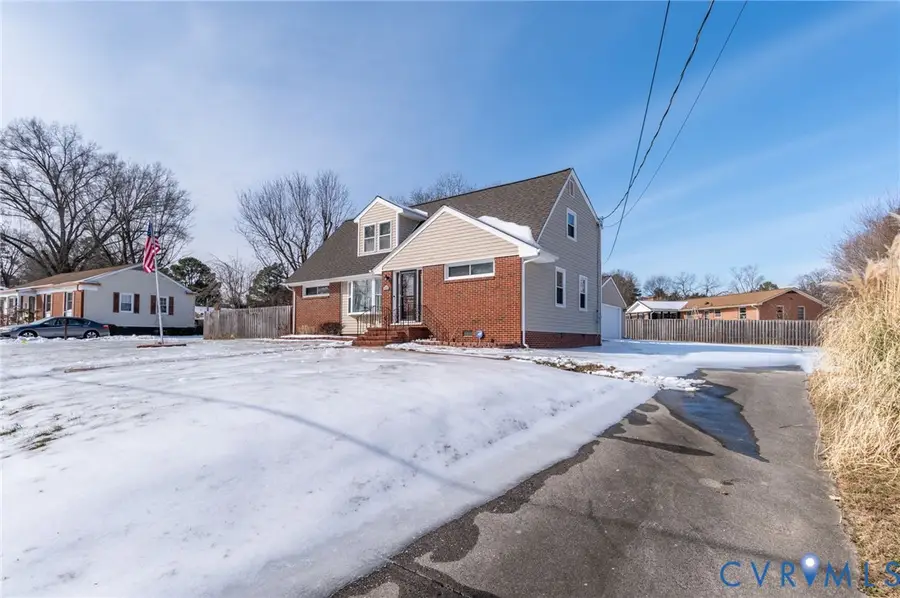 904 Lakewood Drive, Colonial Heights, VA 23834 - #2