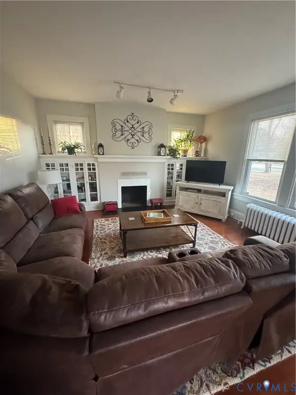 145 Carroll Avenue, Colonial Heights, VA 23834