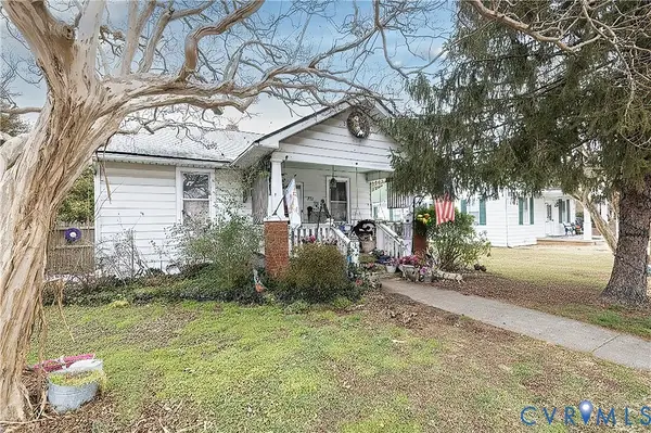 212 Norfolk Avenue, Colonial Heights, VA 23834