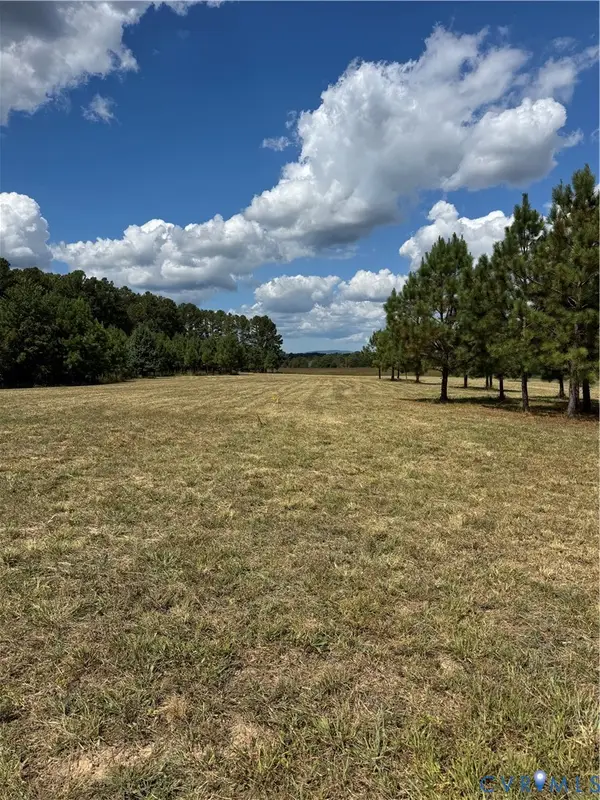 7695A Three Notch Road, Louisa, VA 23093