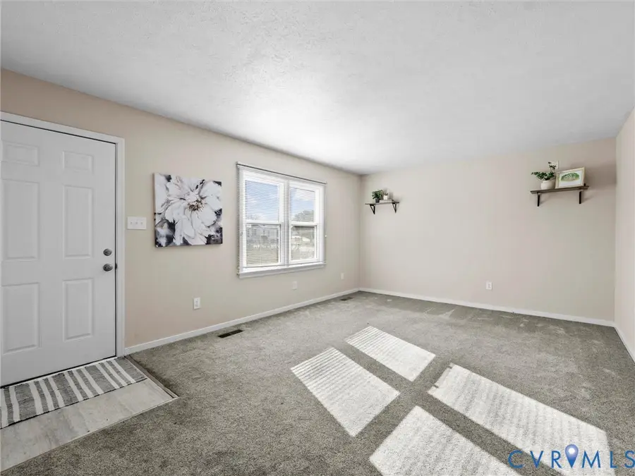 6452 Chenault Way, Mechanicsville, VA 23111 - #3