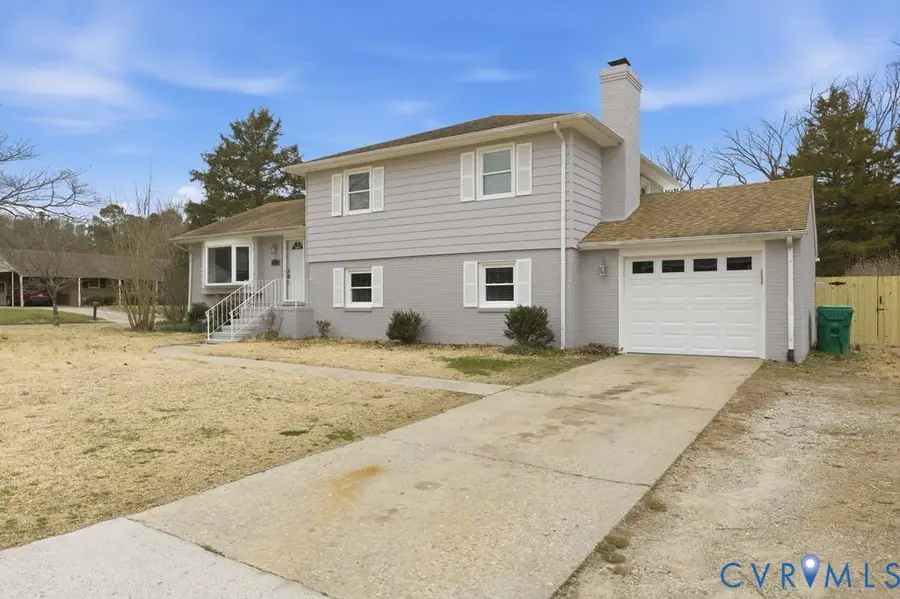 100 Appomattox Court, Colonial Heights, VA 23834 - #3