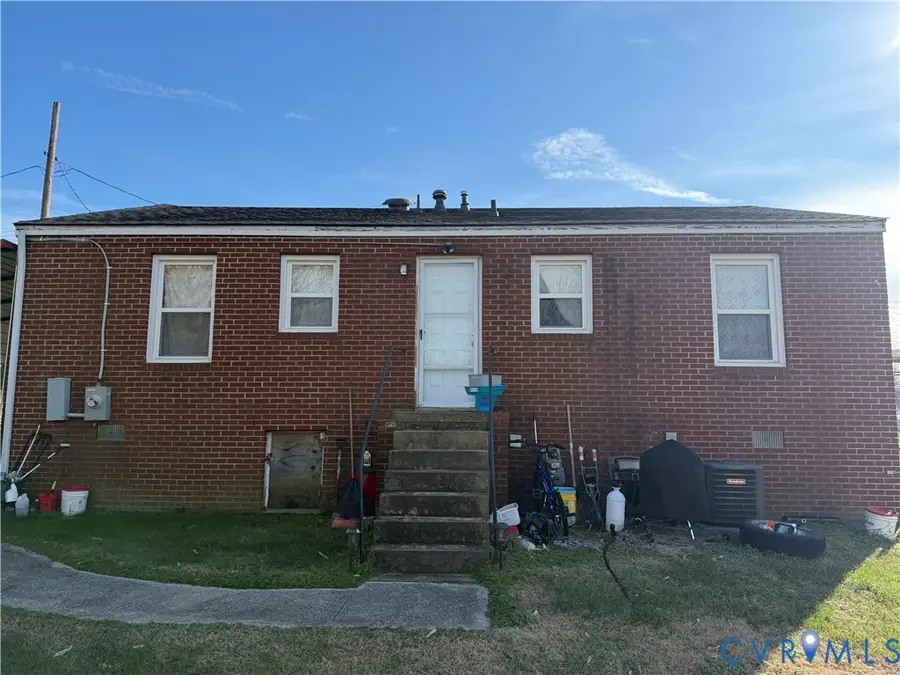 904 Augusta Avenue, Petersburg, VA 23803 - #2