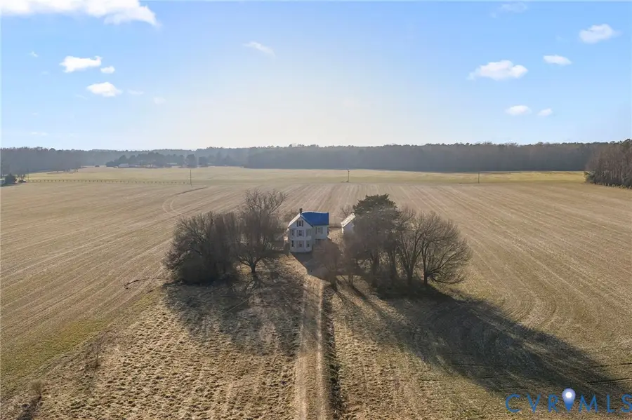 9144 General Puller Highway, Topping, VA 23169 - #2