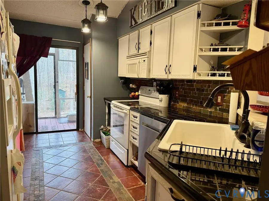 989 Signboard Road, Bumpass, VA 23024 - #3