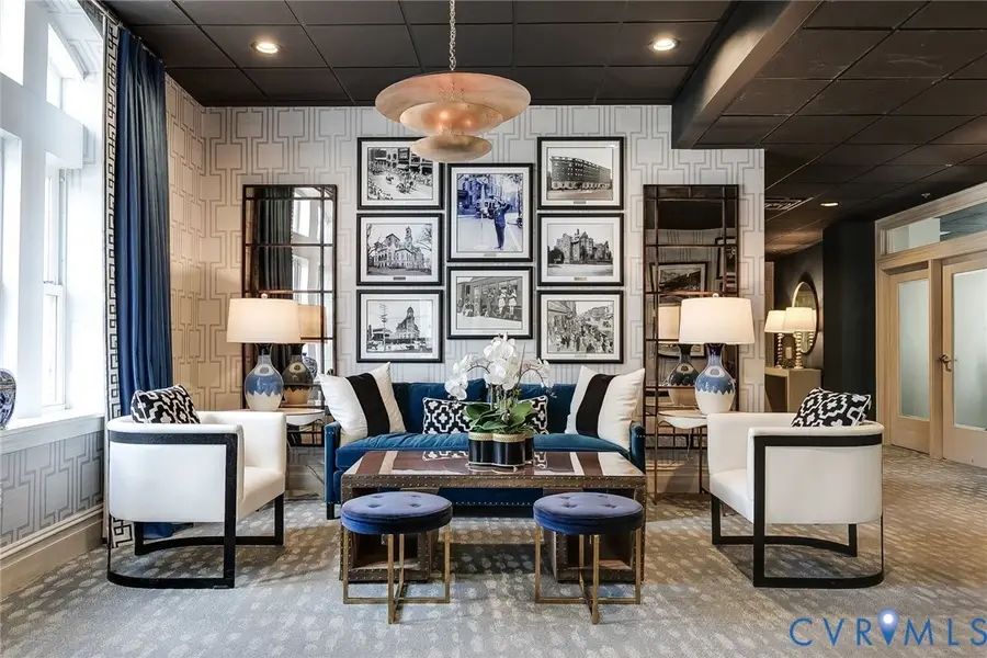 413 Stuart Circle #3D, Richmond, VA 23220 - #2