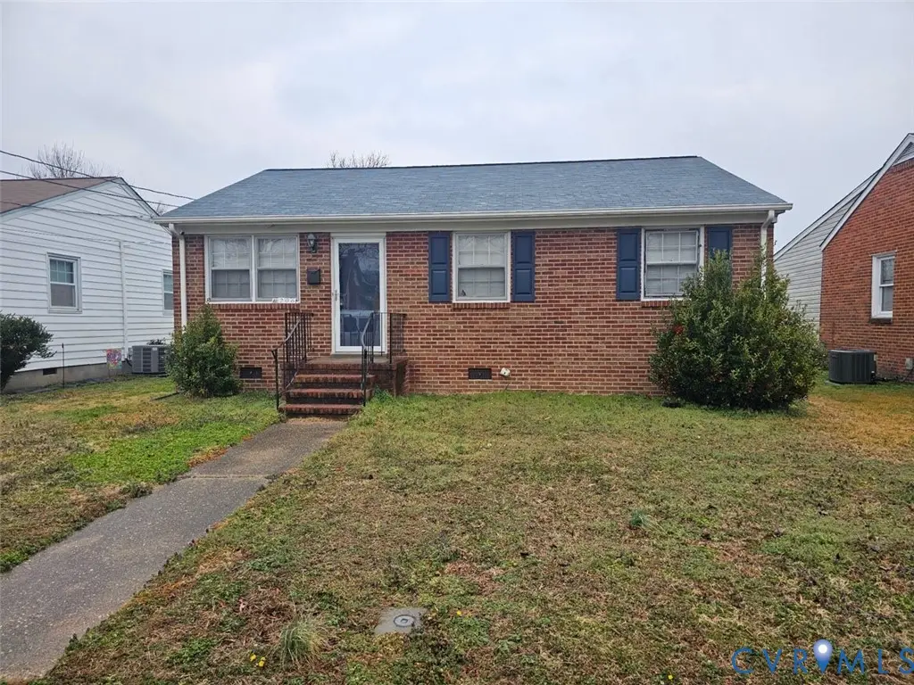 206 Fairfax Avenue, Colonial Heights, VA 23834 - #1