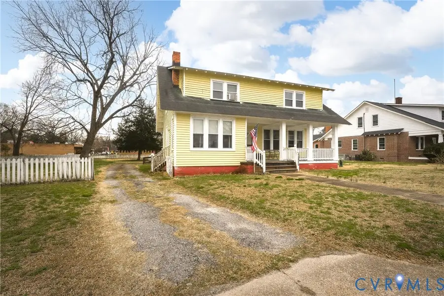 18194 S Railroad Avenue, Boykins, VA 23827 - #2