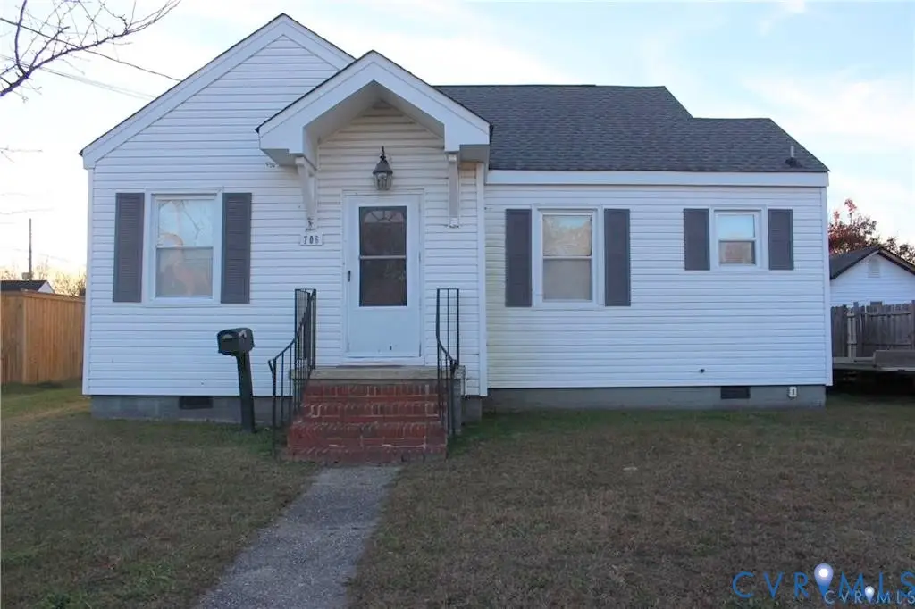706 Floral Avenue, Colonial Heights, VA 23834 - #1