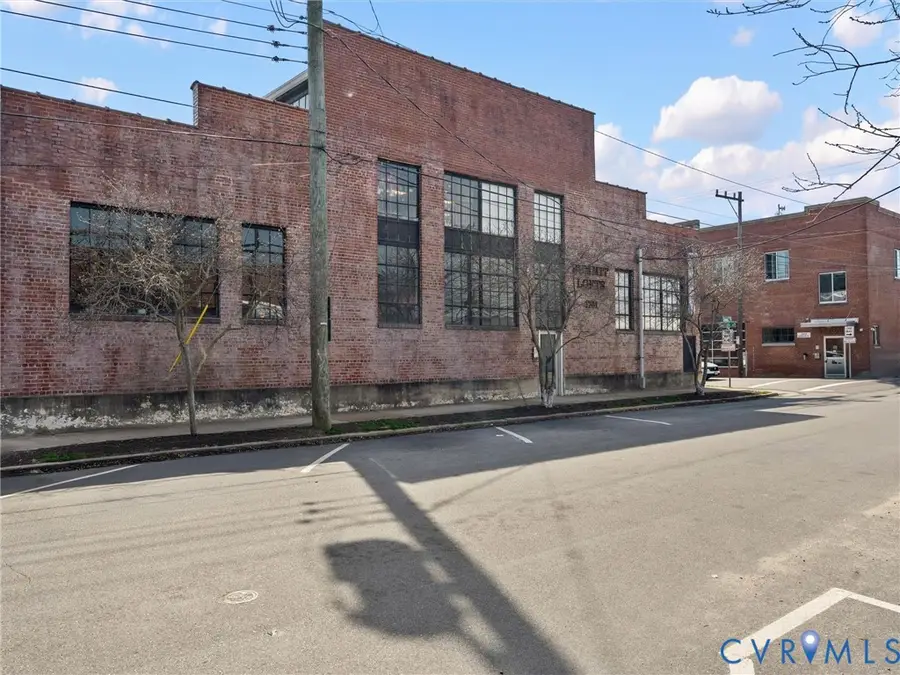 1701 Summit Avenue #U6, Richmond, VA 23230 - #3