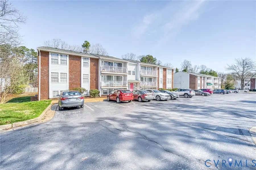 7608 Roscommon Court #2308, Brookland, VA 23228 - #2