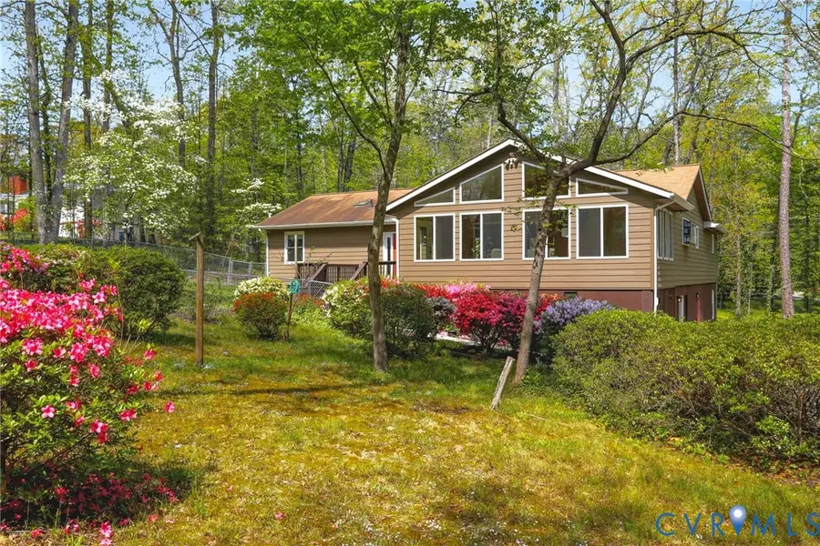 8001 Jahnke Road, North Chesterfield, VA 23235 - #3