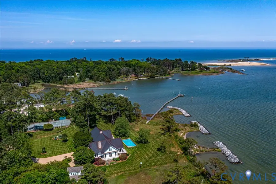 1071 Gum Thicket Rd, Piankatank, VA 23076 - #2