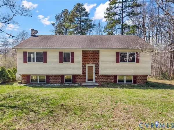 6434 W River Road, Aylett, VA 23009