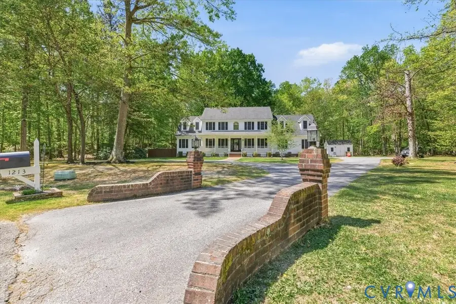 1213 Rockbasket Lane, Chester, VA 23836 - #2
