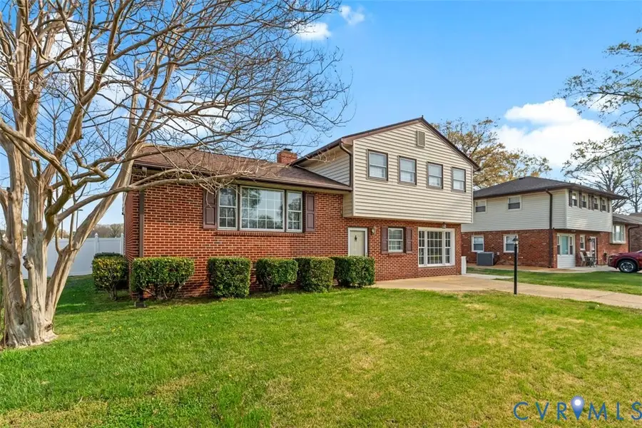 908 Yorkshire Road, Colonial Heights, VA 23834 - #2