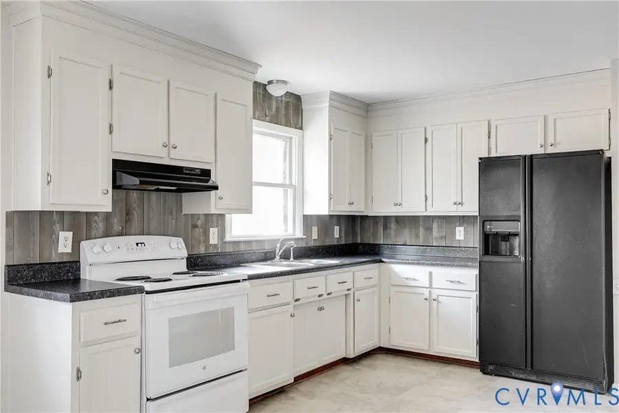 3030 Clintwood Road, Clover Hill, VA 23112 - #2