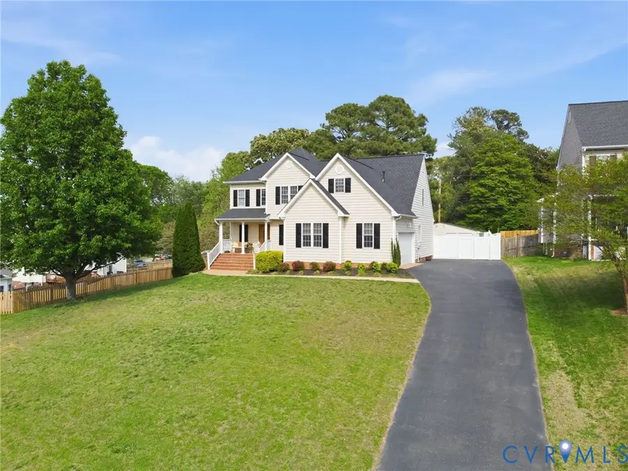 8124 Castle Grove Drive, Mechanicsville, VA 23111 - #2