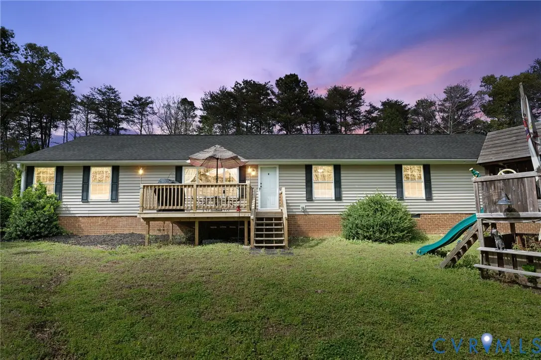 1881 S Waterside Drive, Lanexa, VA 23089 - #1