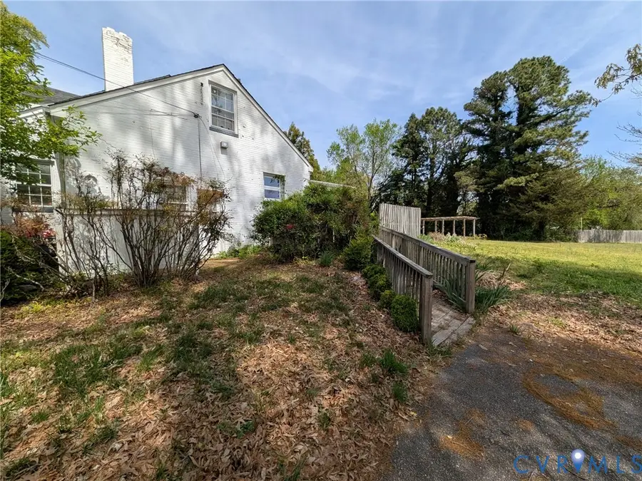 12307 Buckingham Street, Chester, VA 23831 - #3