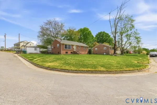 702 Keswick Road, Colonial Heights, VA 23834