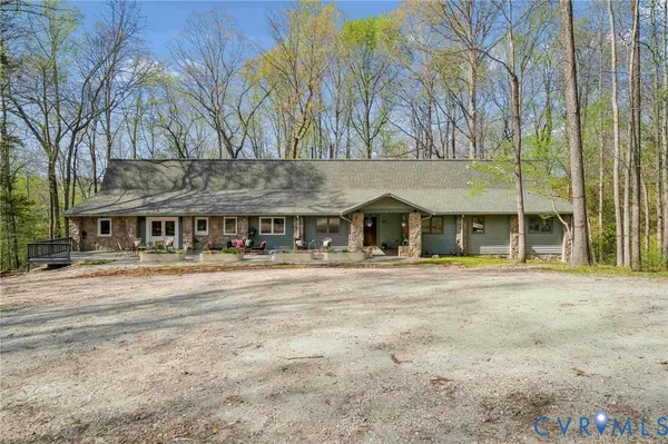 13300 Quailwood Road, Midlothian, VA 23112