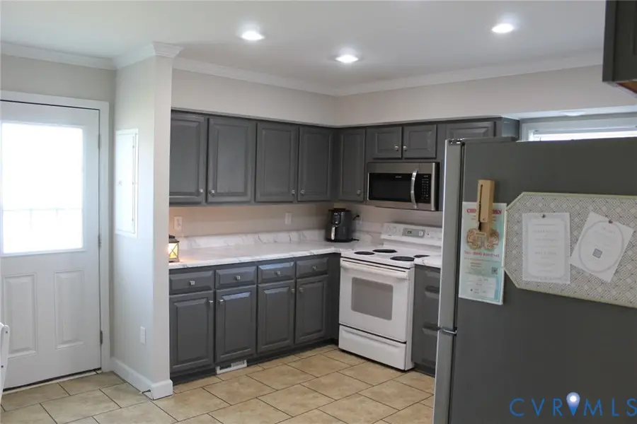 29232 Meadowview Drive, Waverly, VA 23890 - #2