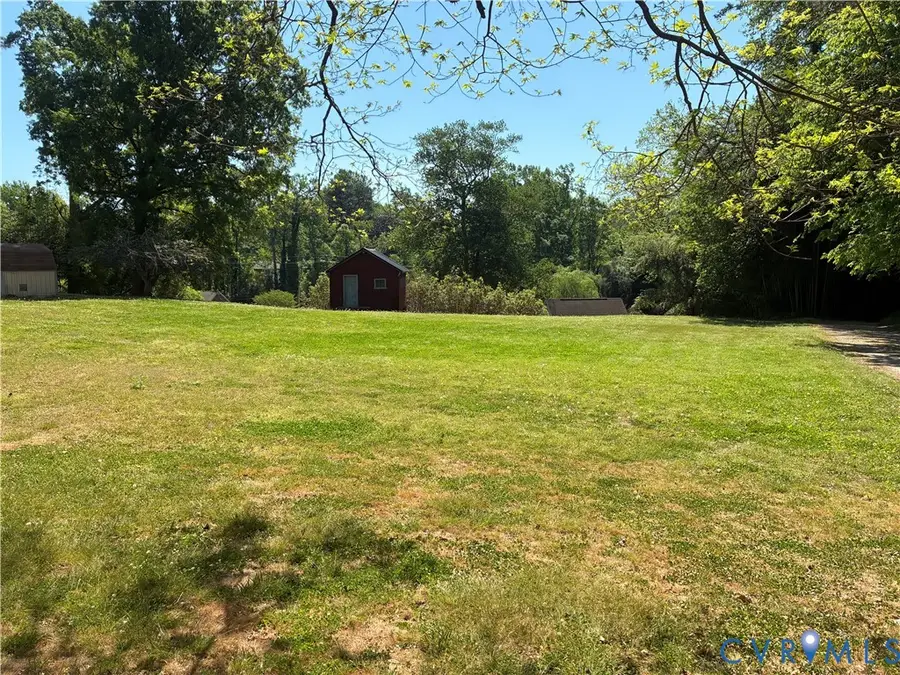 127 Hanover Avenue, Colonial Heights, VA 23834 - #2