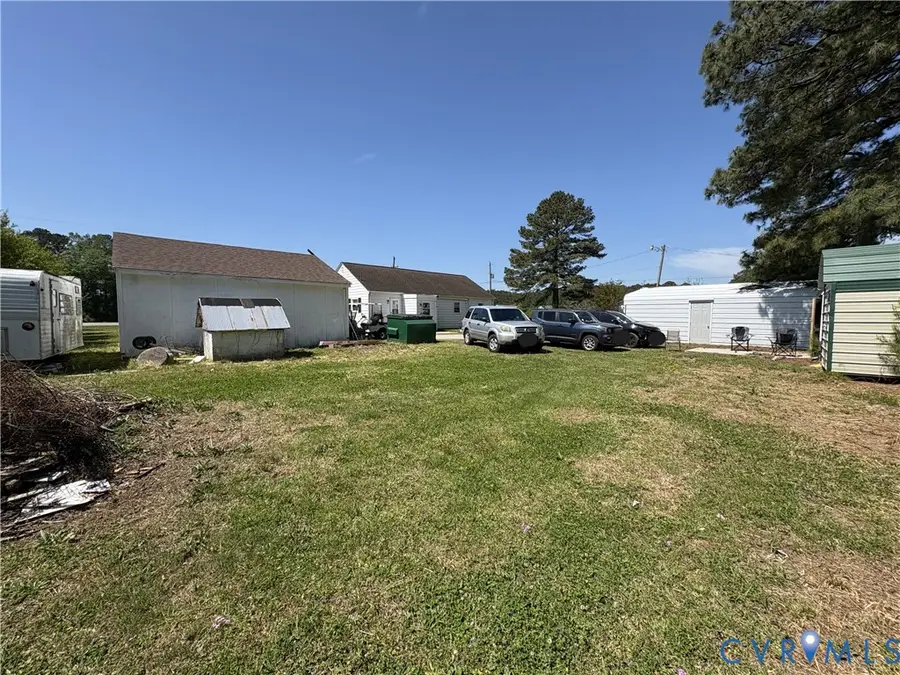 12203 General Mahone Highway, Wakefield, VA 23888 - #3