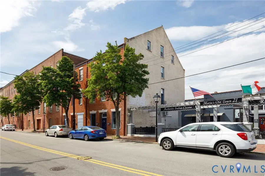 23 W Old Street, Petersburg, VA 23803 - #3