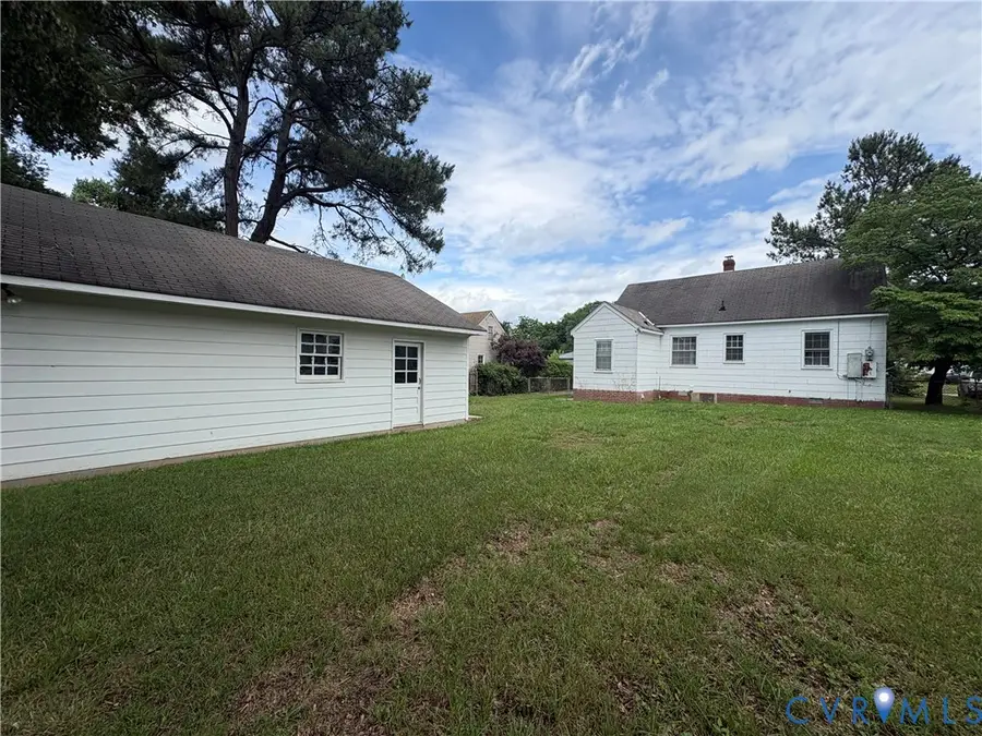 4306 Austin Avenue, East Highland Park, VA 23222 - #2