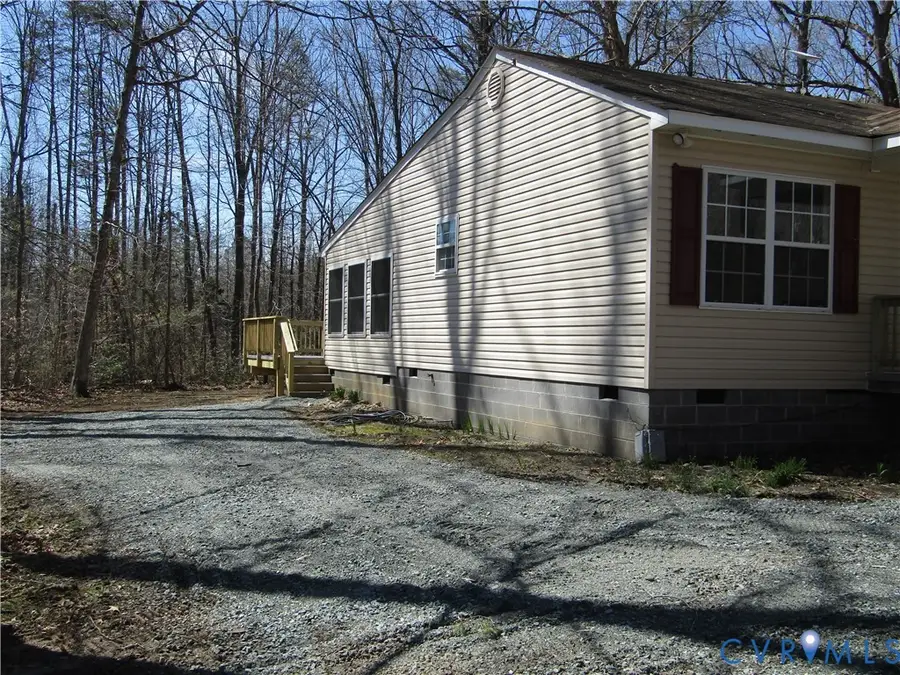 5705 Community House Road, Columbia, VA 23038 - #3