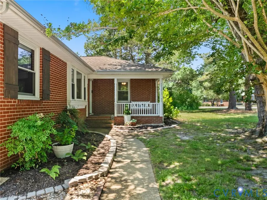 4401 Dudley Drive, Chester, VA 23831 - #2