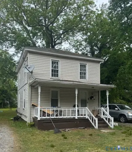 318 E Pinner Street, Suffolk, VA 23434