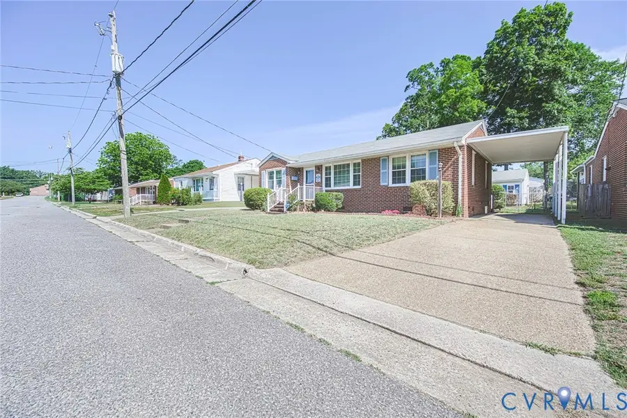 208 Hargrave Avenue, Colonial Heights, VA 23834 - #3