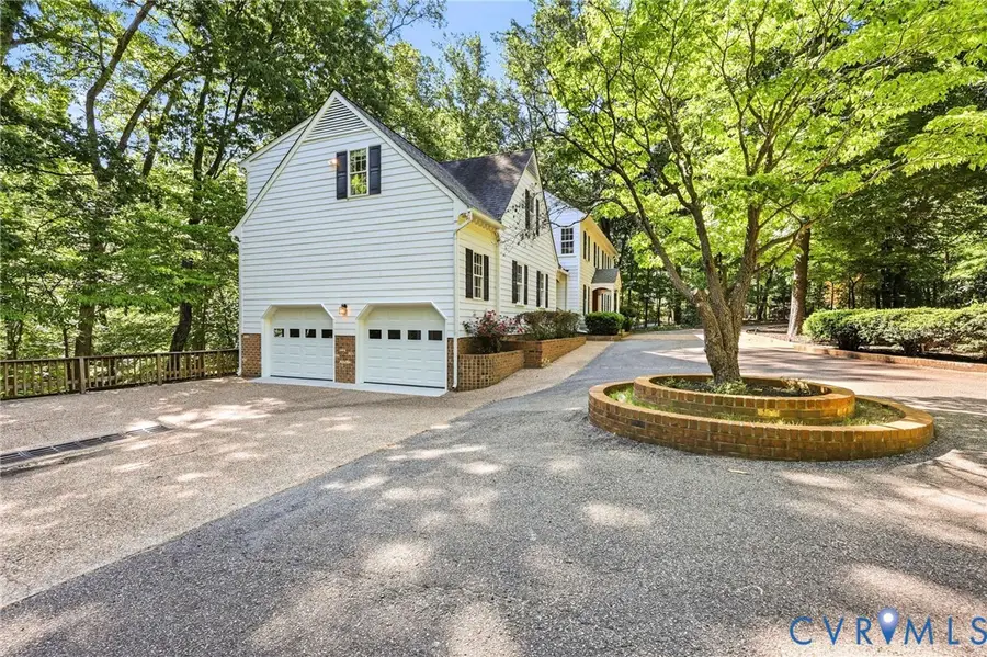 3201 E Brigstock Road, Midlothian, VA 23113 - #2