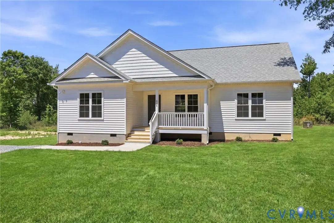 824 Nottoway Avenue, Blackstone, VA 23824 - #1