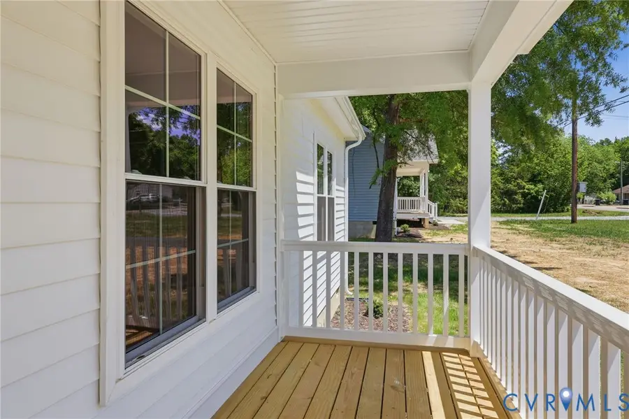 824 Nottoway Avenue, Blackstone, VA 23824 - #3