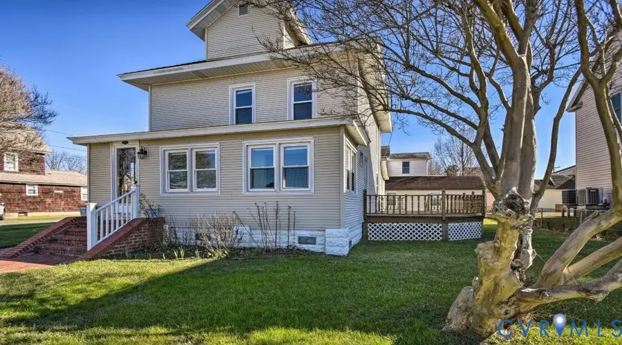 4254 Main Street, Chincoteague, VA 23336 - #3