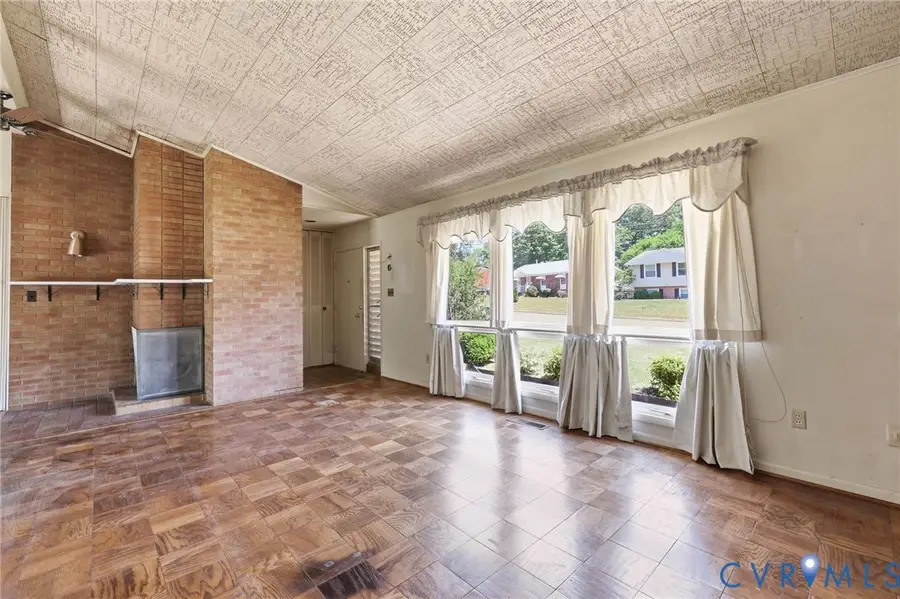 703 Compton Road, Colonial Heights, VA 23834 - #2