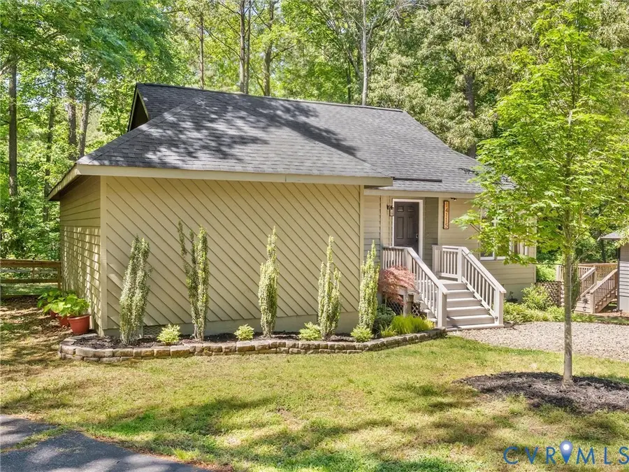 14115 Liberty Oaks Circle, Midlothian, VA 23112 - #2